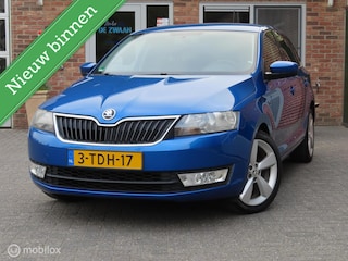 Skoda Rapid 1.2 TSI Greentech Elegance Businessline|Stoelverwarming|Parkeersensoren|Climatronic.