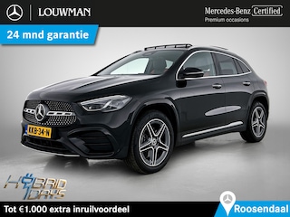 Mercedes-Benz GLA 250 e AMG Plug-In Hybride AMG Line Premium Plus | Distronic | AMG Leder Pakket | Stuur En stoelverwarming | Panorama Schuif-Kanteldak | Head-up-Display. Inclusief 24 maanden Mercedes-Benz Certified garantie voor Europa.