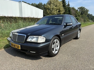 Mercedes-Benz C-klasse 180 Classic / ORG NEDERLANDS / 142dkm! NAP!