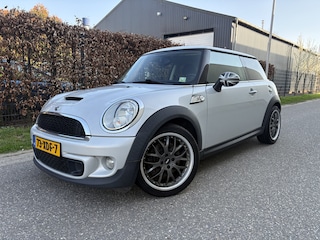 Mini Mini 1.6 Pepper / AIRCO / CRUISE / 177dkm! NAP!