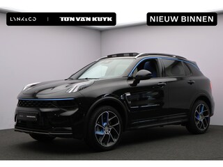 Lynk & Co 01 1.5 / Carplay / Camera / Adaptive Cruise / Panoramadak / Dodehoekdetectie / Stoelverwarming / Autom. bestuurdersstoel / Navi / Trekhaak Mogelijk /