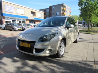Renault Scénic TCe 130 Dynamic 1e eig 77.409 km nap