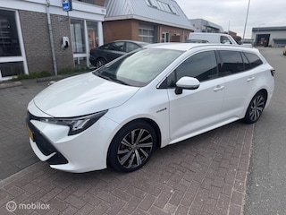 Toyota Corolla Touring Sports 1.8 Hybrid Business+