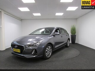 Hyundai i30 1.0 T-GDI First Edition I Origineel Nederlandse auto I Achteruitrijcamera I Apple Carplay I Lane assist I