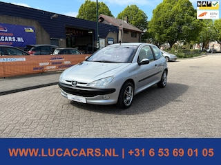 Peugeot 206 1.4 Gentry AIRCO + NIEUWE APK!