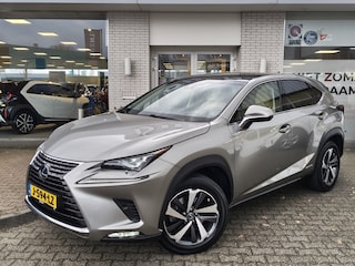 Lexus NX 300h AWD President Line | Mark Levison | Pano | HUD | Sensoren