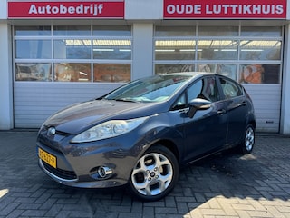 Ford Fiesta 1.4 Trend 5-Deurs Airco Cruise Parkeersensoren