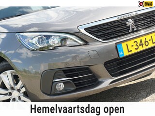Peugeot 308 1.2 PureTech Blue Lease | Platinum Grey Metallic | AppleCarplay/Cruise/LED/Navi/Trekhaak - Nieuwstaat!