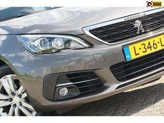 Peugeot 308 1.2 PureTech Blue Lease | Platinum Grey Metallic | AppleCarplay/Cruise/LED/Navi/Trekhaak - Nieuwstaat!