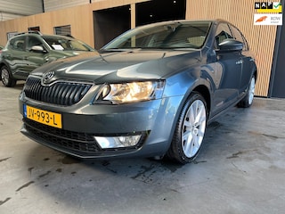 Skoda Octavia 1.0 TSI Greentech Ambition Business|Automaat|DealerOnderhouden|Navi|Parksens.