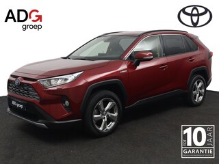 Toyota RAV4 2.5 Hybrid AWD First Edition | Verwarmde Voorruit en Stoelen | Keyless Entry | Dodehoek Detectie | Elektrisch bedienbare Achterklep | Navigatie | Parkeersensoren Rondom |