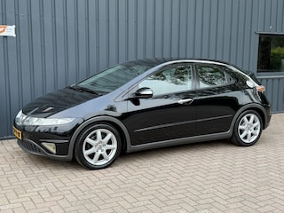 Honda Civic 1.8 Sport NAP!/ONDERHOUDEN!/CAMERA!/AIRCO!/APK!/NL AUTO!/