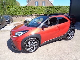 Toyota Aygo 1.0 VVT-i MT Premium Ecc, PDC v+a,Navigatie, Carplay, Cabriotop, 18 inch LMV, Trekhaak