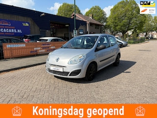 Renault Twingo 1.2 Authentique NIEUWE APK!
