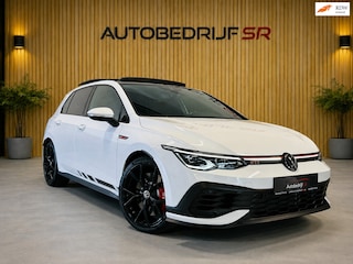 Volkswagen Golf 2.0 TSI GTI Clubsport 300pk Panoramadak! Camera! ACC! Weinig KM!