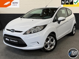 Ford Fiesta 1.25 Limited Airco recent Nieuwe APK + Onderhoud