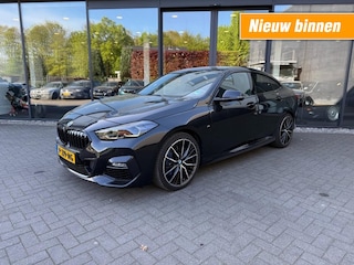 BMW 220I M-Sport,LED,Schaalstoel,Lane Ass.,Carplay,Stoelverw,Camera,