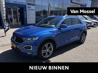Volkswagen T-Roc 1.5 TSI Sport | NAVIGATIE | ADAPTIVE CRUISE CONTROL | BLUETOOTH | VOORRUITVERWARMING | PARKEER SENSOREN |