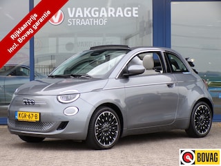 Fiat 500 La Prima 42 kWh, Carplay + Android Auto / Sensoren + Camera / Keyless / Full LED. / Stoelverwarming / 17'' LMV