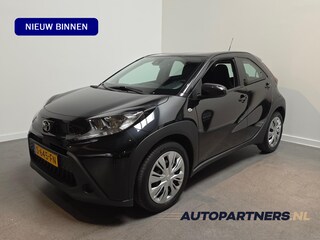 Toyota Aygo 1.0 VVT-i MT Play Apple Carplay/Android Auto -  Adaptive Cruise - Achteruitrijcamera
