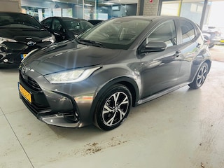 Toyota Yaris 1.5 Hybrid 115 Business Plus Apple Carplay
