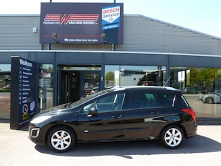 Peugeot 308 1.6 VTi 120PK Aut. 5D Style NAV. CC.