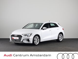 Audi A3 Sportback 30 TFSI Attitude 110 pk S-tronic | Navigatie | Parkeersensoren achter | Cruise control | LED koplampen | Apple Carplay/Android Auto |