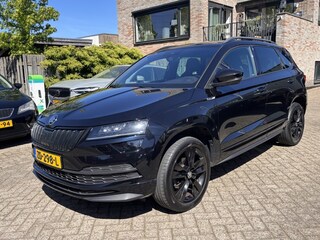 Skoda Karoq 1.5 TSI Sportline Bussines / sportstielen / Dodehoek /