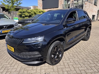 Skoda Karoq 1.5 TSI Sportline Bussines / sportstielen / Dodehoek /