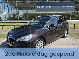 BMW 2-serie Tourer 216i Centennial Executive 7-Persoons / Open dak / PDC.Achter /