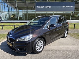 BMW 2-serie Tourer 216i Centennial Executive 7-Persoons / Open dak / PDC.Achter /