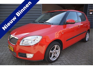 Skoda Fabia 1.6-16V Ambition Airco Trekhaak