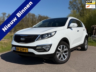 Kia Sportage 1.6 GDI X-treme ExecutiveLine / Panoramadak / Airco / Navi / Camera / Stoel - Stuurverwarming / CC /Trekhaak / NAP