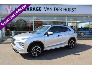 Mitsubishi Eclipse Cross 2.4-188pk PHEV 'Instyle'. Zeer nette en luxe Mitsubishi Eclipse plug-in-hybride, slechts 61.424km ! Autm. airco dual, adapt. cruise cntrl, Apple carplay/Android auto, trekhaak, telefoonvoorb., stoel- en achterbankverw., camera v+a, LED verl. etc. etc.