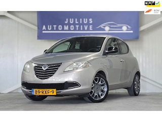 Lancia Ypsilon 0.9 TwinAir Silver Airco PDC CruiseControl Garantie Nieuwe APK!