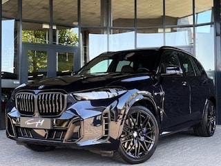 BMW X5 XDRIVE50E M-SPORT - PANO - SKY LOUNGE - LUCHTV. - TREKH.