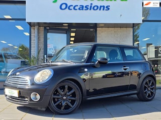 Mini Cooper 1.6 Chili – Airco – Sport – Zwart –