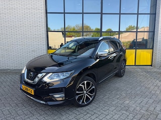 Nissan X-Trail 1.3T 160PK Tekna, vol leer, trekhaak, xenon & glazen schuif kantel dak