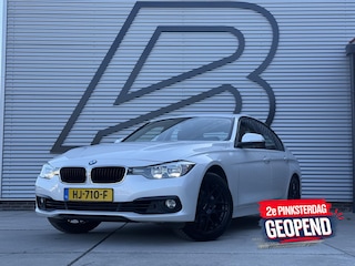 BMW 318i Essential Navi|Clima|Cruise|PDC|Dealer Onderhouden|LM Velgen|N.A.P|APK tot 08-2026