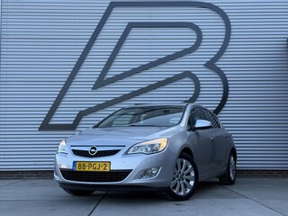 Opel Astra 1.4 Turbo Cosmo 1e Eigenaar|Navi|Clima|Camera|Trekhaak|Cruise|N.A.P|APK tot 04-2027