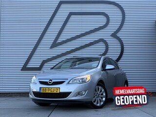 Opel Astra 1.4 Turbo Cosmo 1e Eigenaar|Navi|Clima|Camera|Trekhaak|Cruise|N.A.P|APK tot 04-2027