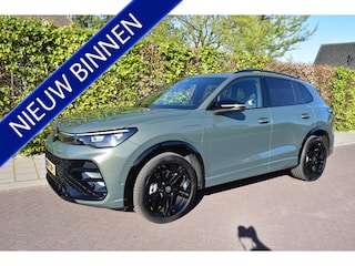 Volkswagen Tiguan 1.5 eHybrid R-Line, BLACK ED. TREKH. PANO.