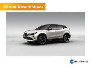 Alfa Romeo Junior Ibrida Automaat