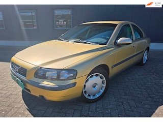 Volvo S60 2.3 T-5, AUTOMAAT, netto €5750, 4ver Youngtimer, bijtelvriendelijk!
