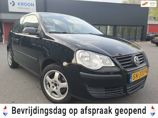 Volkswagen Polo 1.2 Trendline | Airco | Nwe Distributie | Parkeersensoren