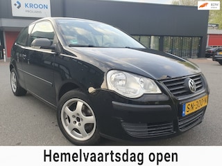 Volkswagen Polo 1.2 Trendline | Airco | Nwe Distributie | Parkeersensoren