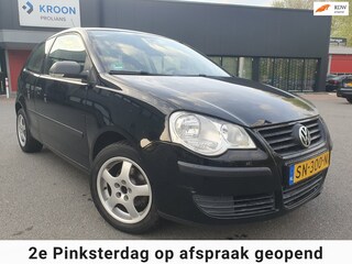 Volkswagen Polo 1.2 Trendline | Airco | Nwe Distributie | Parkeersensoren