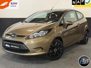 Ford Fiesta 1.25 Titanium Airco Recent groot onderhoud + APK