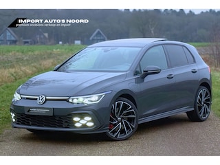 Volkswagen Golf 8 GTE Pano IQ light Head-up Trekhaak Black style ACC 19 inch (Inclusief BTW)