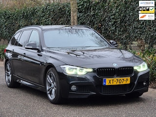 BMW 3-serie Touring F31 M Sport Apple CarPlay 6WB virtual dash Breedset NAP NL 318i M Sport Edition